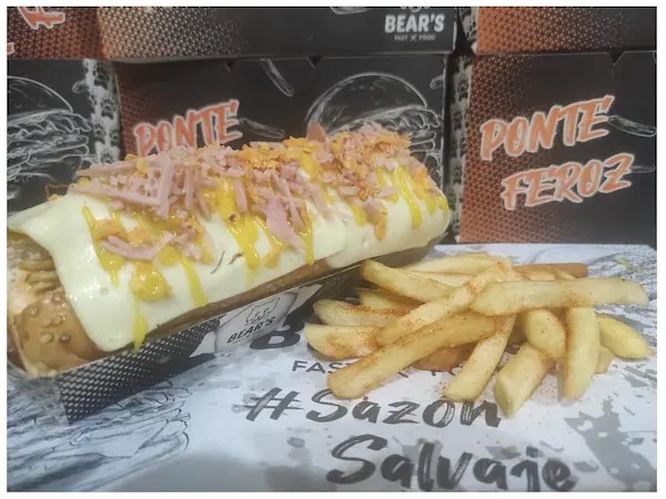 PERRO AMERICANO + PAPAS A LA FRANCESA